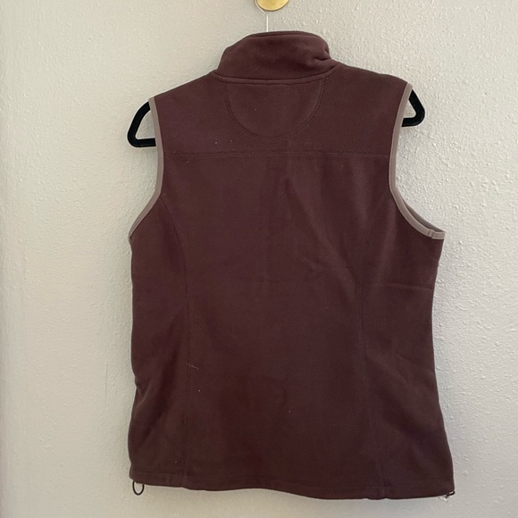Predator Microfleece Vest in Plum - Picture 3 of 5
